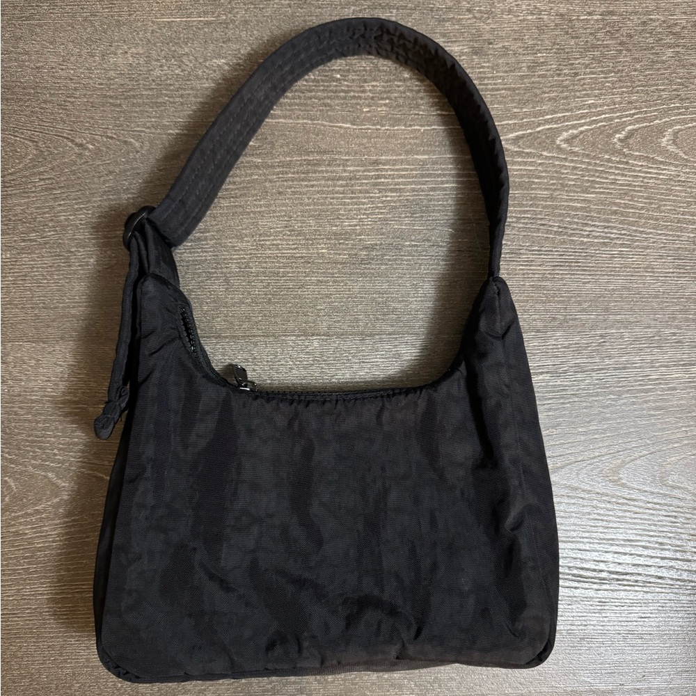 Baggu Mini Nylon Shoulder Bag in Black